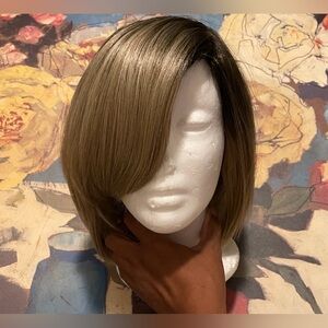 💕SOLD💕Synthetic Side part Wig